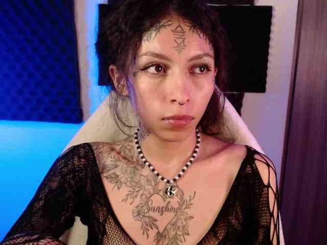 TamikaAoki webcam