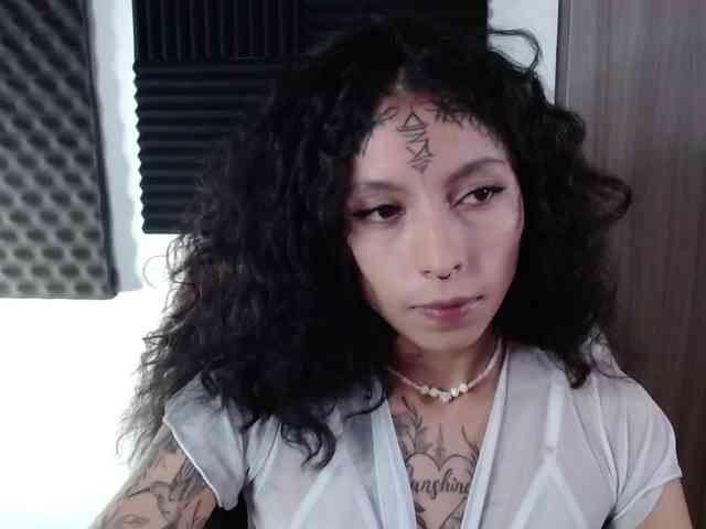 TamikaAoki webcam
