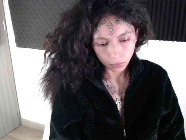 TamikaAoki webcam