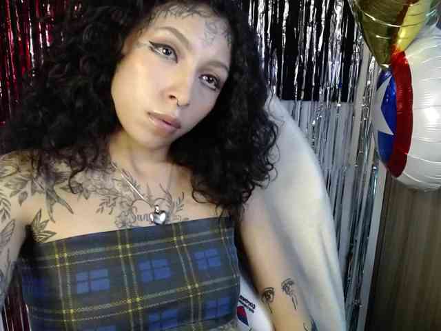 TamikaAoki webcam