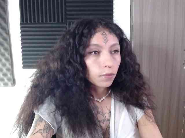 TamikaAoki webcam