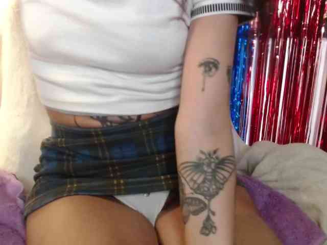 TamikaAoki webcam