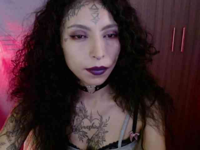 TamikaAoki webcam