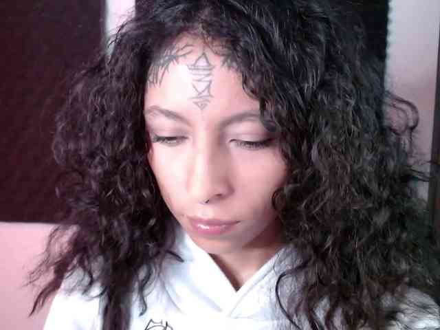 TamikaAoki webcam