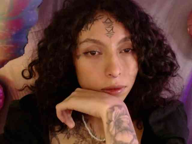 TamikaAoki webcam