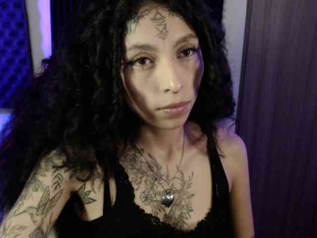 TamikaAoki webcam