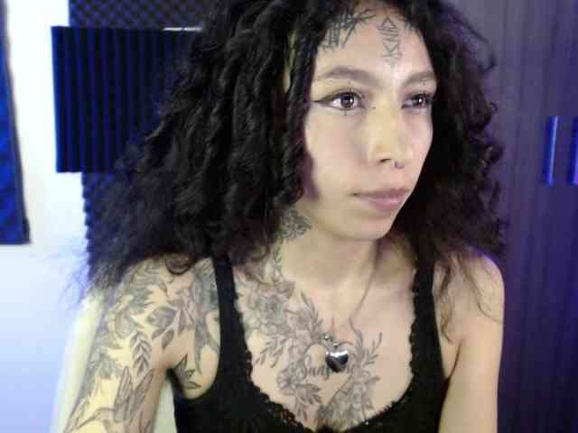 TamikaAoki webcam