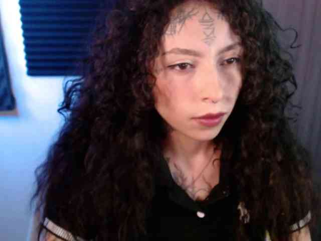 Modèle: TamikaAoki
