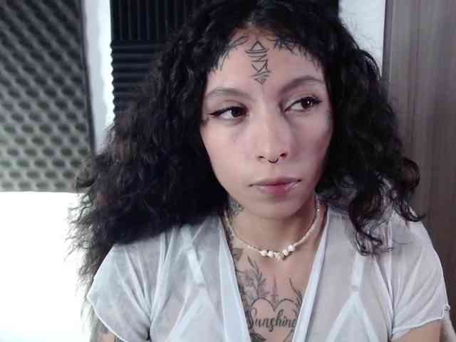 TamikaAoki webcam