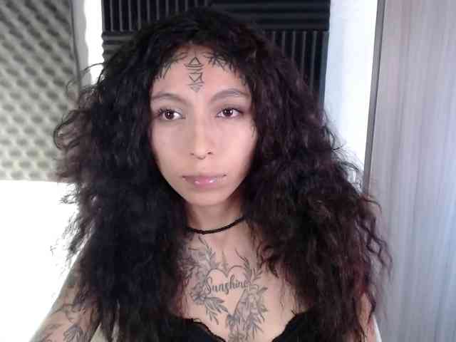 TamikaAoki webcam