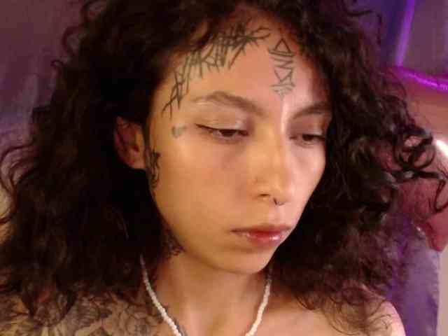 TamikaAoki webcam
