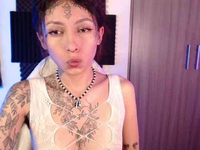 TamikaAoki webcam