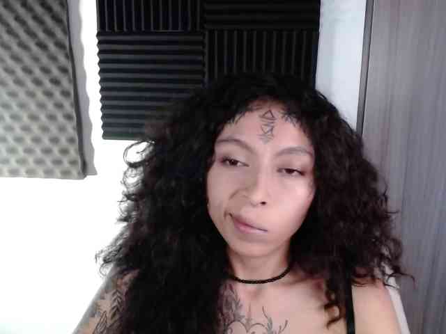TamikaAoki webcam