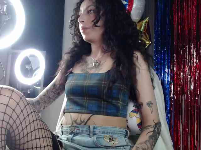 TamikaAoki webcam