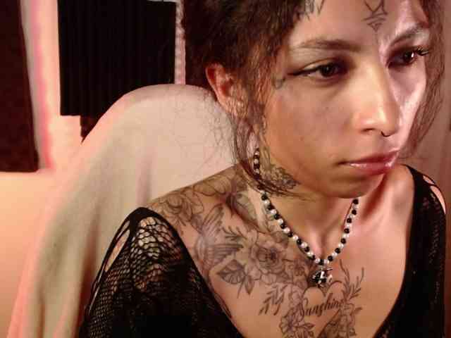 TamikaAoki webcam