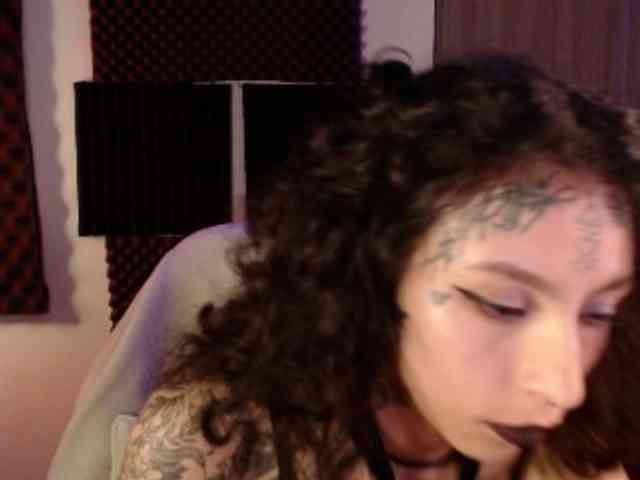 TamikaAoki webcam