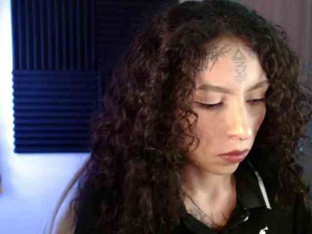 TamikaAoki webcam