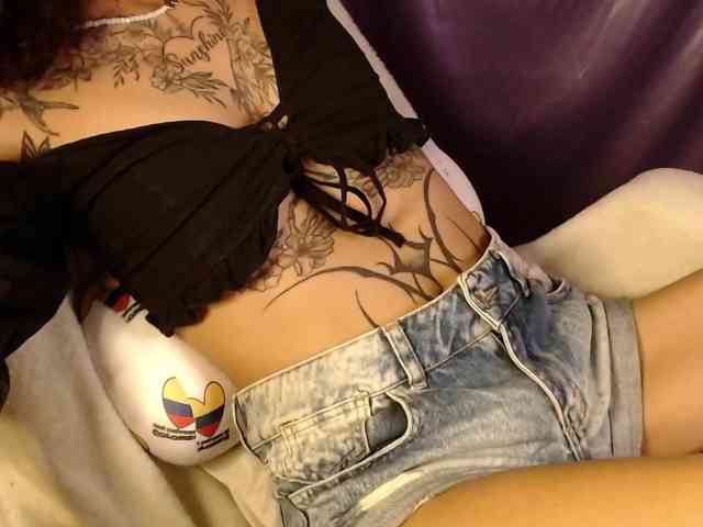 TamikaAoki webcam