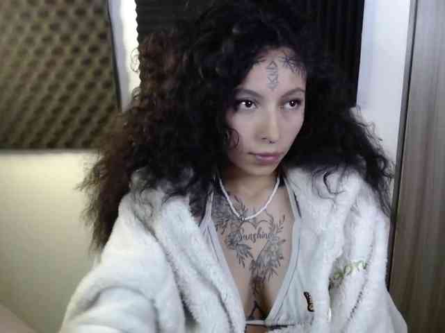 TamikaAoki webcam