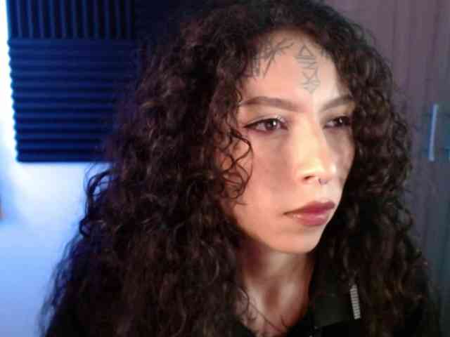 TamikaAoki webcam