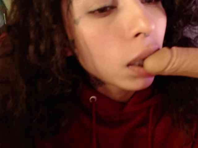 TamikaAoki webcam