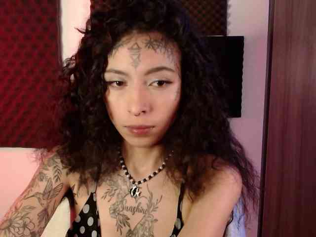 TamikaAoki webcam
