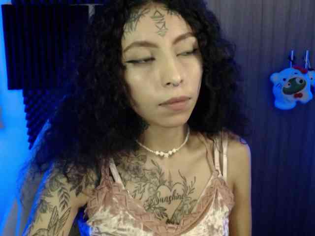TamikaAoki webcam