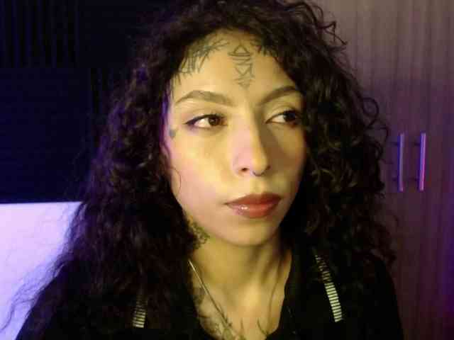 TamikaAoki webcam