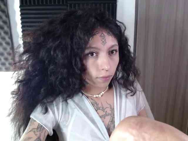 TamikaAoki webcam
