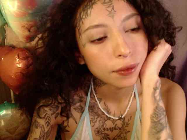 TamikaAoki webcam