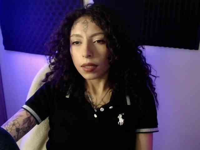 TamikaAoki webcam
