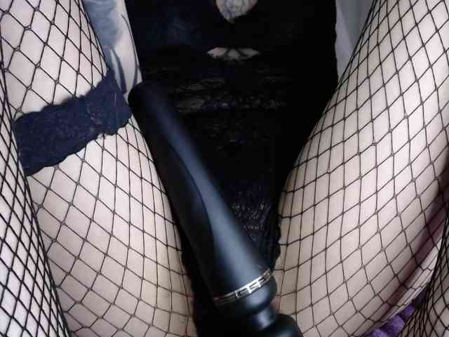 TamikaAoki webcam