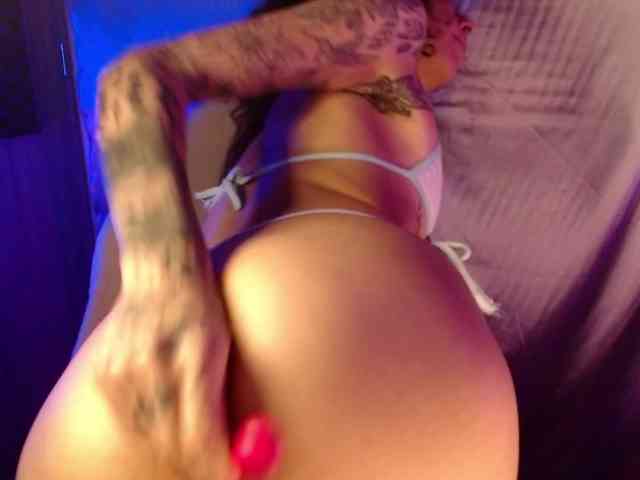 TamikaAoki webcam