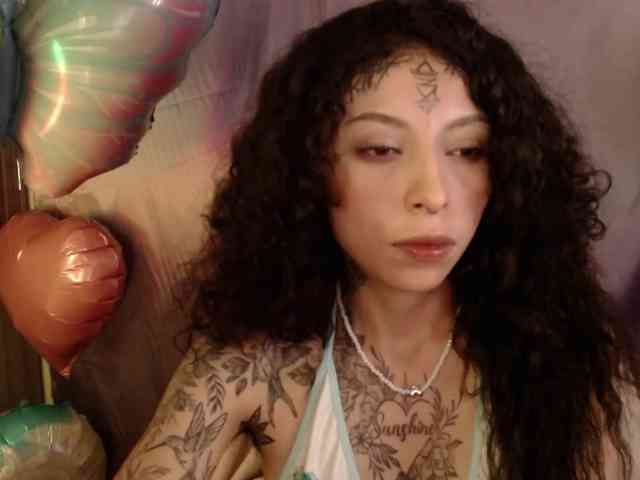 TamikaAoki webcam