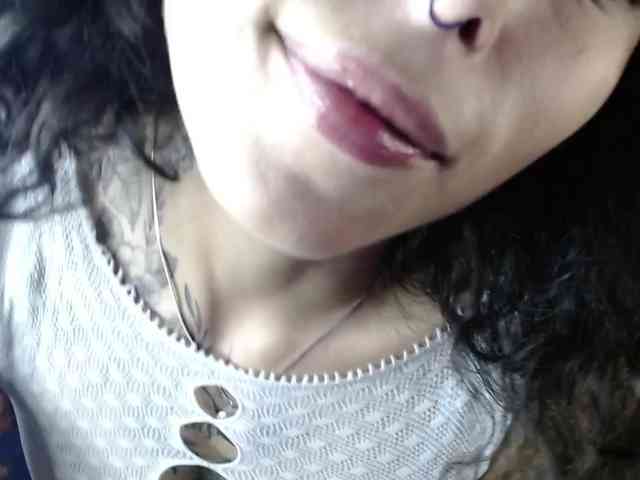 TamikaAoki webcam
