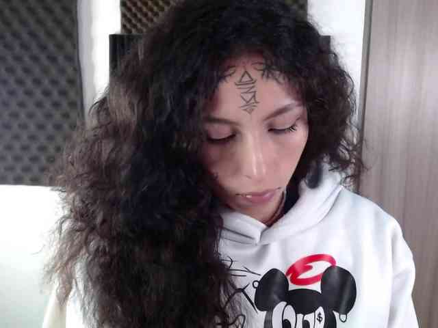 TamikaAoki webcam
