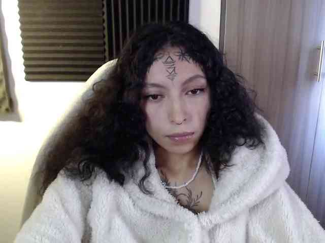 TamikaAoki webcam