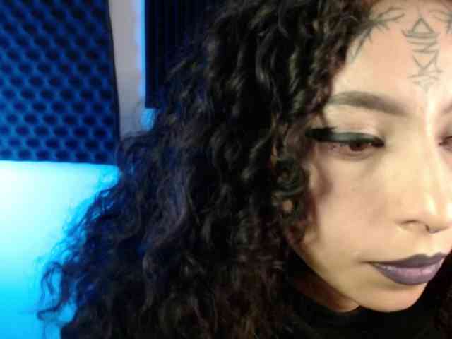 TamikaAoki webcam