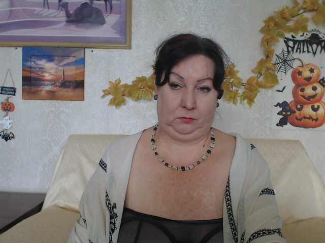 Milf4love live cam on BongaCams