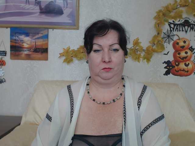 Milf4love live cam on BongaCams