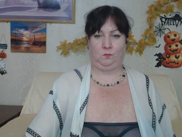 Milf4love live cam on BongaCams