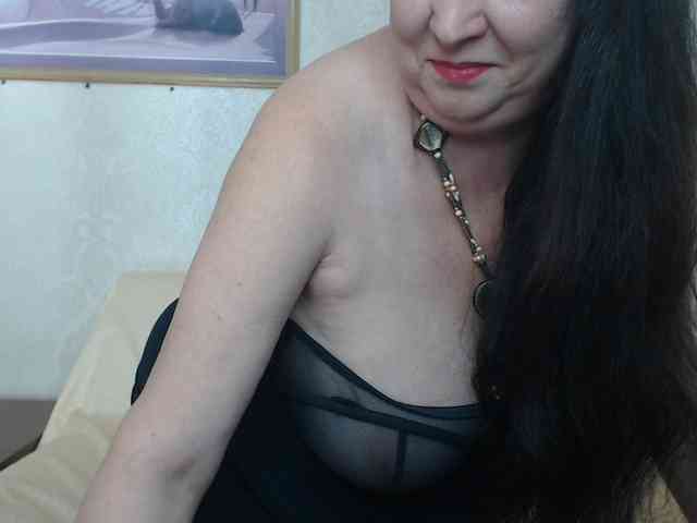 Milf4love webcam