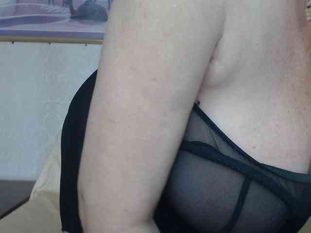 Milf4love webcam