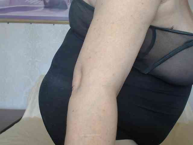 Milf4love webcam