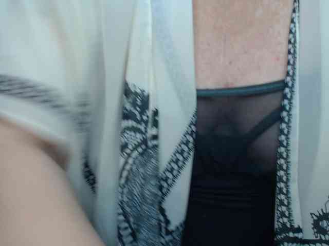 Milf4love webcam