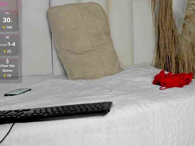 Sweet--lily webcam