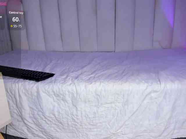 Sweet--lily webcam