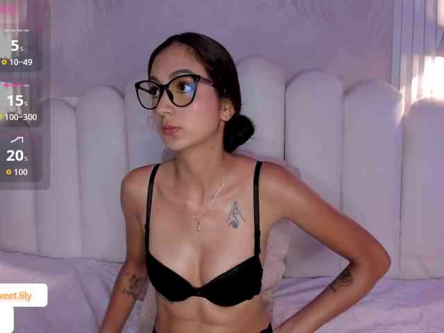 Sweet--lily webcam