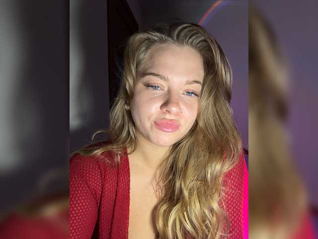 Lina2222 Live Cam on BongaCams