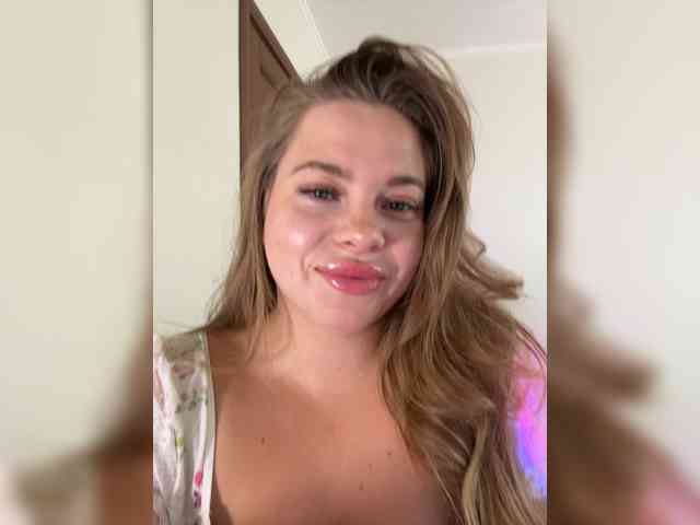 Lina2222 webcam